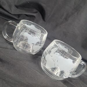 Set Of 2 Vtg 1970s Nestle Co Inc World Map Etched Glass Globe Clear Coffee Mugs